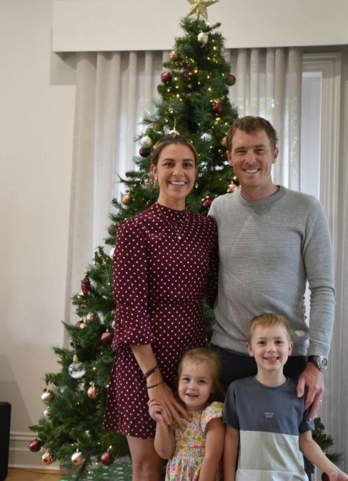 自行车世界冠军梅丽莎·霍斯金斯因交通事故去世