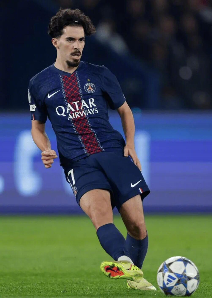 维蒂尼亚欧冠50场里程碑