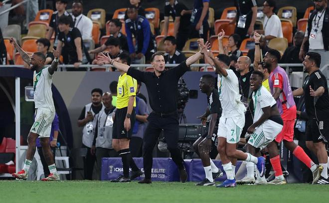 亚冠决赛马宁红牌判罚引关注 吉达国民成功卫冕